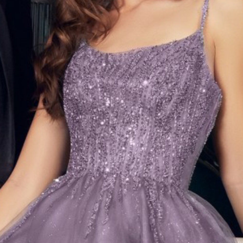 Prom dress - Picture 2 of 10